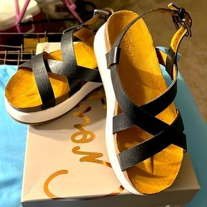 Crown Vintage Sandals